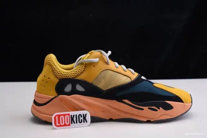 WAVE YELLOW NEW YEEZY ADIDAS GZ6984 BOOST COLORWAY SUN RUNNER 700 0701